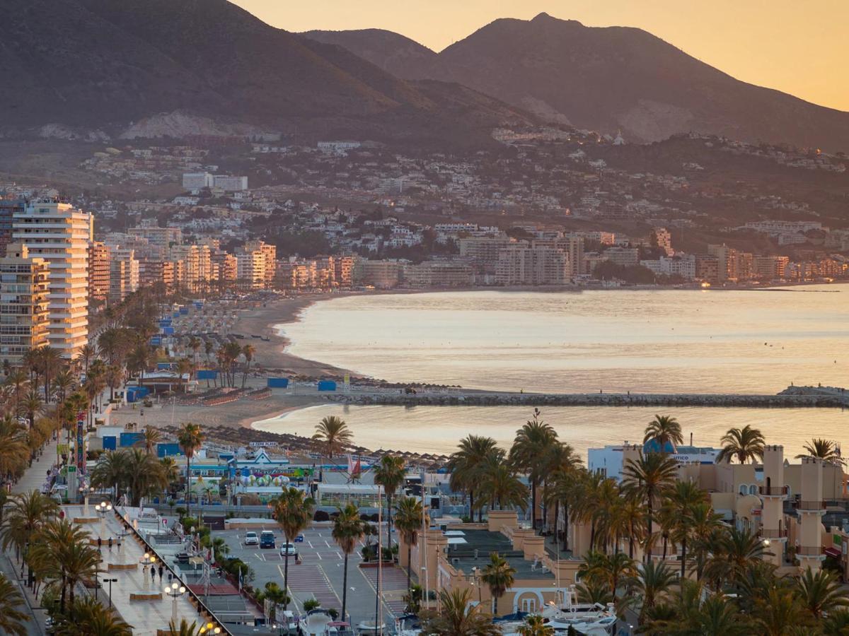 Meraviglioso Appartamento A Fuengirola Bagian luar foto