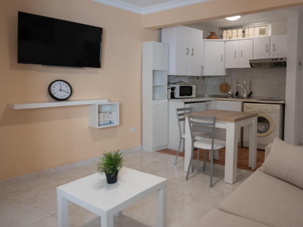 Meraviglioso Appartamento A Fuengirola Bagian luar foto