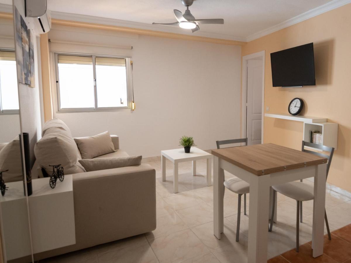 Meraviglioso Appartamento A Fuengirola Bagian luar foto